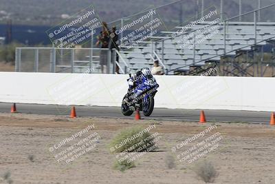 media/Oct-05-2025-CVMA (Sun) [[beeef4f201]]/Race 2-Supersport Middleweight/